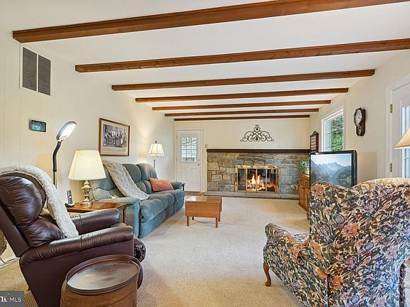 4th image of 505 Goldsborough Dr