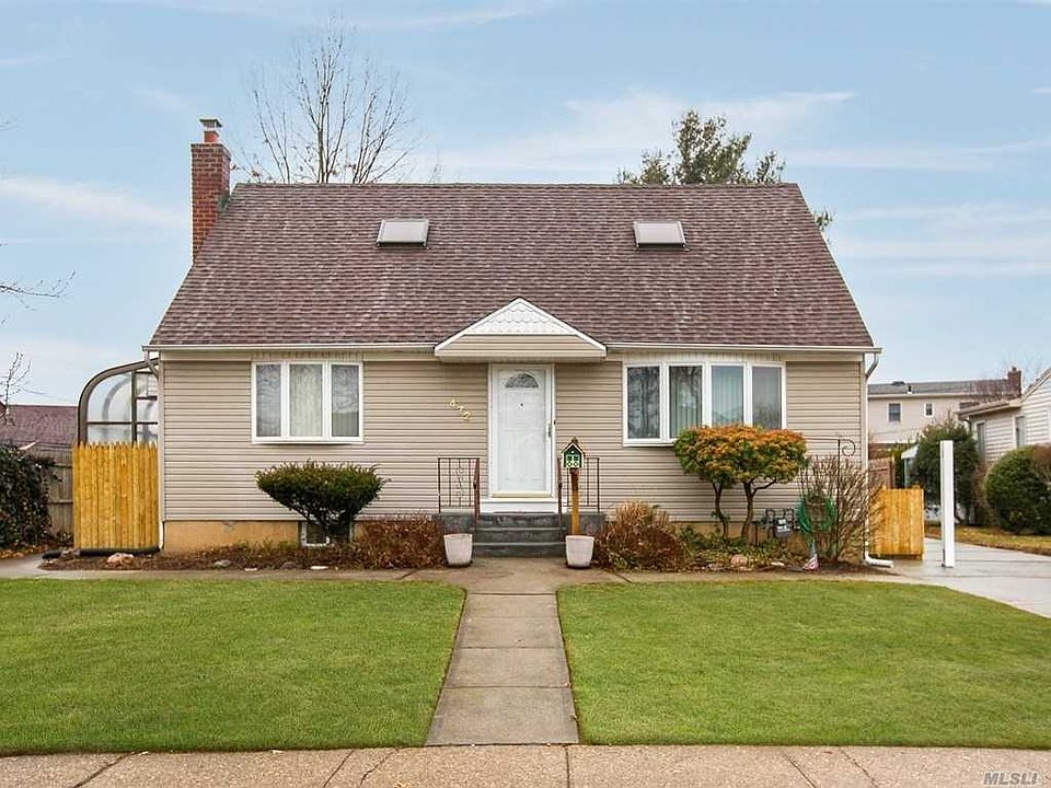 1st image of 472 Arlington Dr