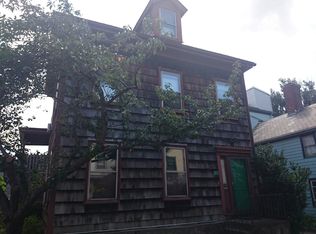 10 White Pl, Brookline, MA 02445