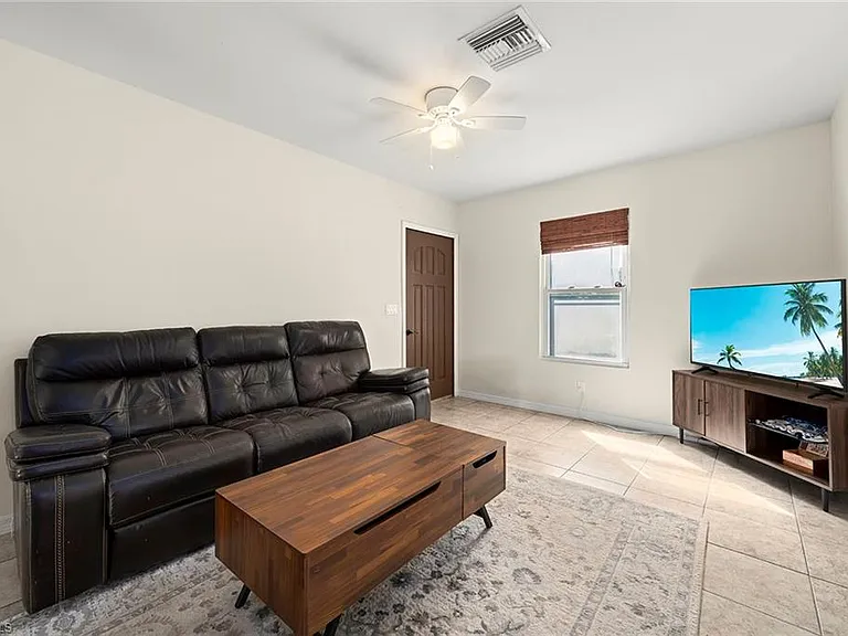 2605 64th St SW — Photo 33