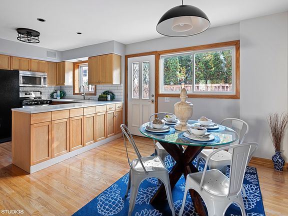4th image of 4216 N Kedvale Ave