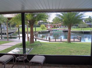 722 SE 1st Ct, Crystal River, FL 34429