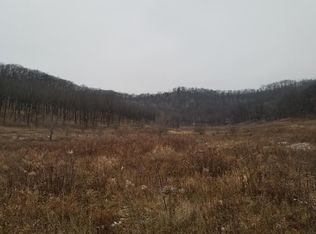 1090 Summers Day Ln, Onalaska, WI 54650