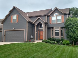 19700 W 96th Ter, Lenexa, KS 66220