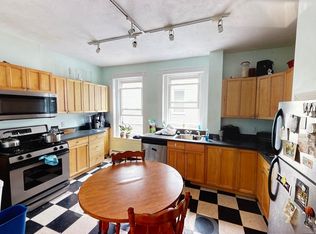107 Central St #2R, Somerville, MA 02143