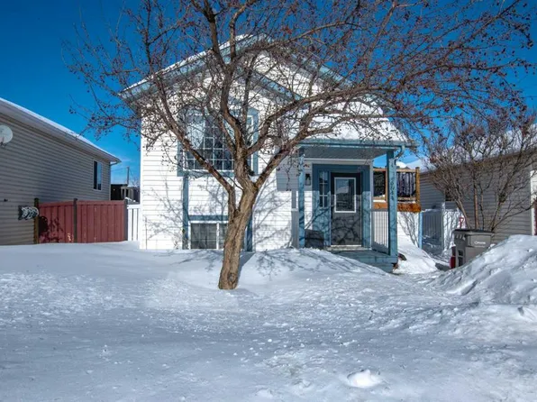 9644 S 126th Ave, Grande Prairie, AB T8V 5Z1