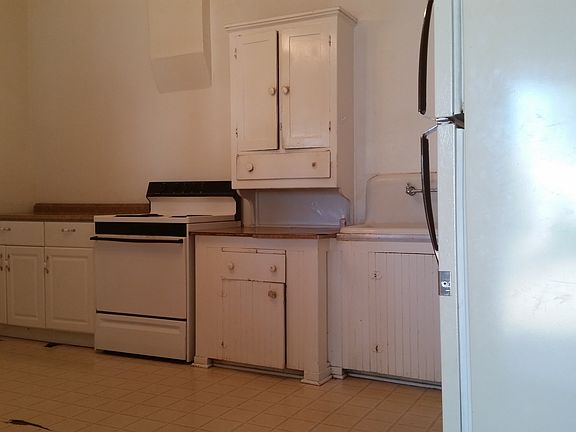 From Laundry to kitchen