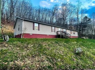 1113 Patterson Fork Rd, Salem, WV 26426