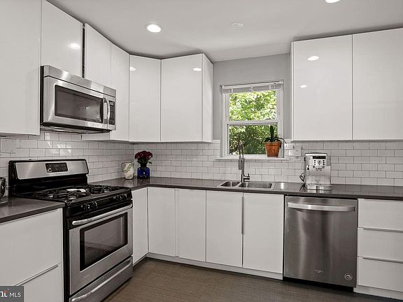 3rd image of 144 Moncure Dr