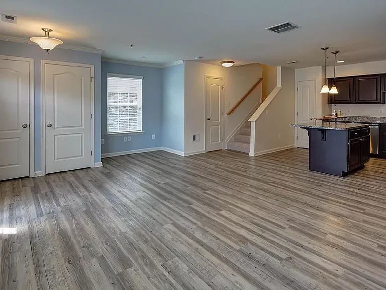 1828 Cassandra Dr #152 — Photo 5
