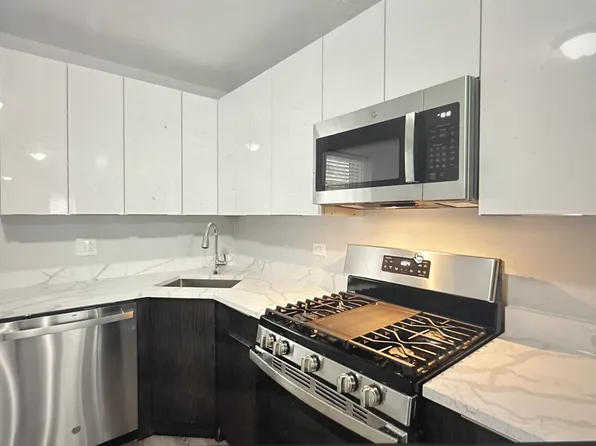 1558.5 W Juneway Ter #2T, Chicago, IL 60626