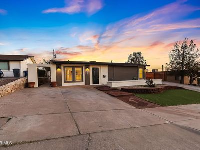 220 Carnival Dr, El Paso, TX, 79912