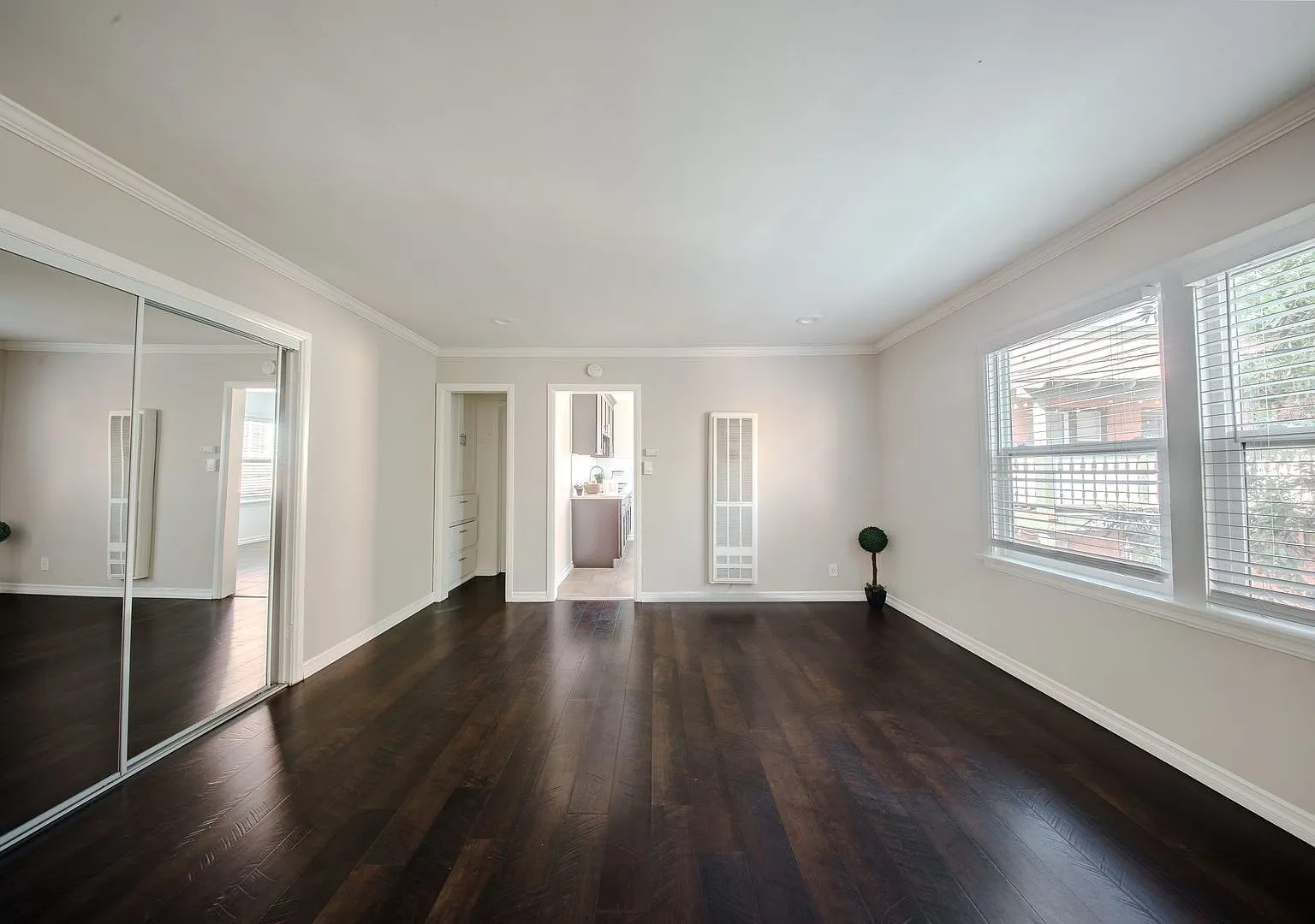 32 Esperanza Ave. — Photo 2