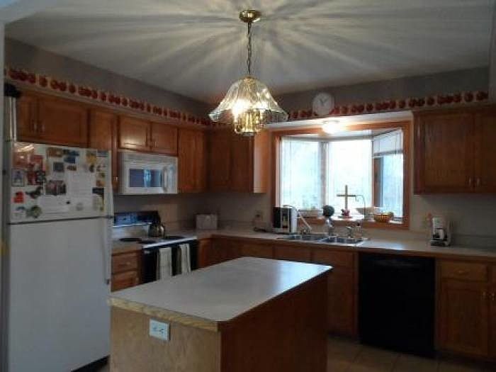 2nd image of 1707 Sorensen St
