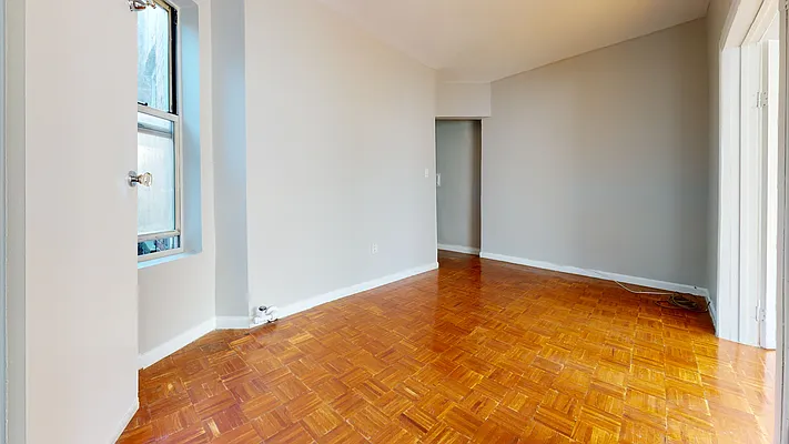 Rented by Bond New York | media 9