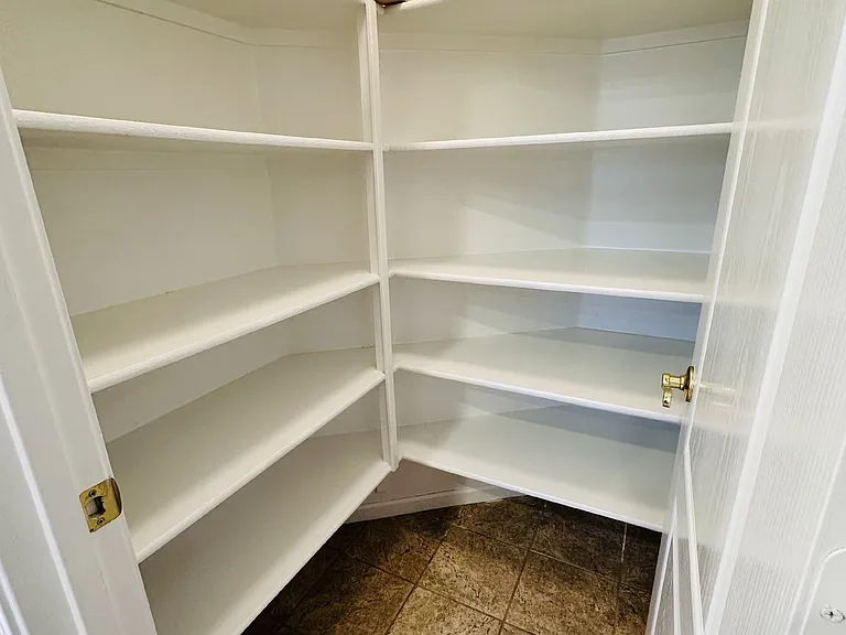 672 W Raven Dr — Photo 11