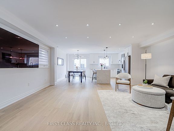 3rd image of 626 Wildgrass Rd