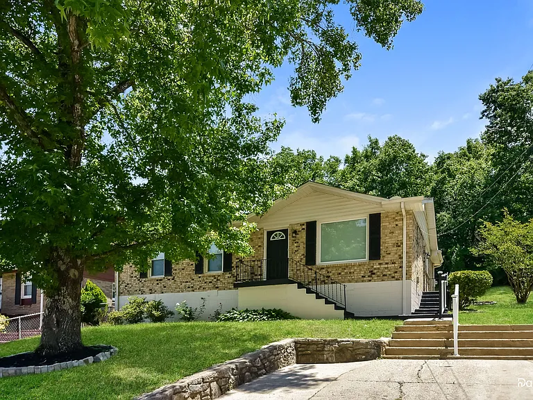 2808 Old Matthews Rd — Photo 3