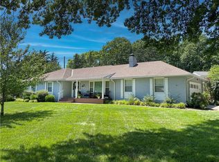 8228 Ensley Ln, Leawood, KS 66206