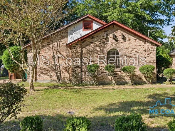 165 Daisy St, Biloxi, MS 39531