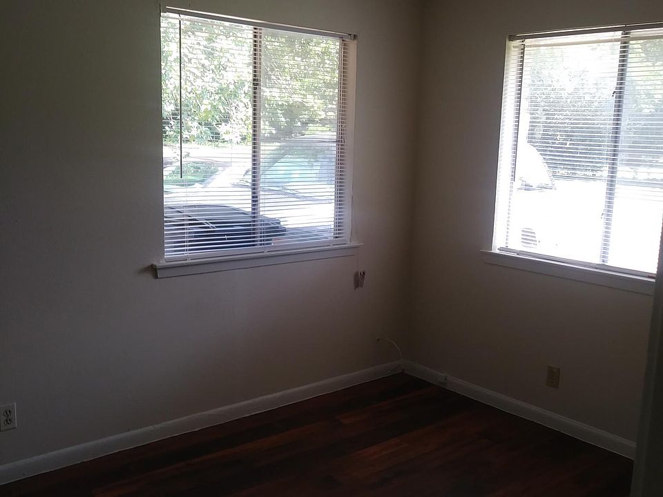 1st image of 3607 Garden Villa Ln #B