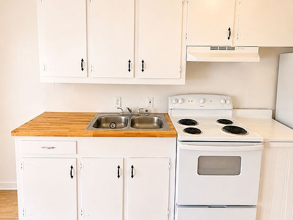 4th image of 1300 Lola Ave #14