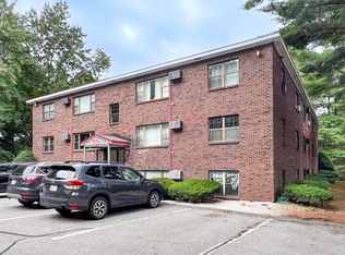 53 Swanson Ct APT 11C, Boxboro, MA 01719