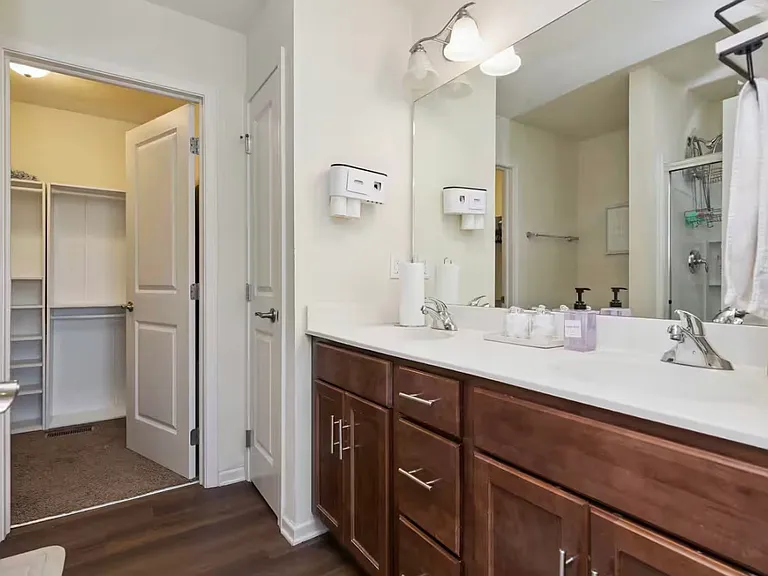 4614 E Valdez Dr #DES — Photo 14