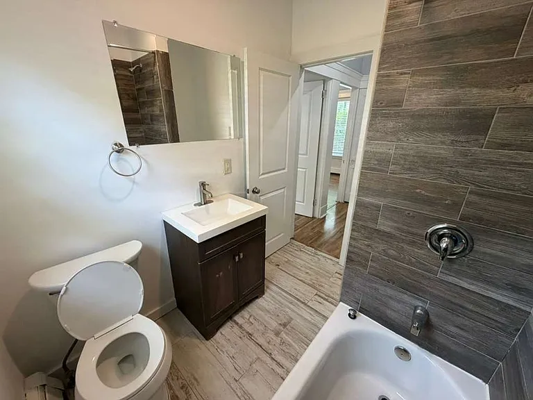 41 Lincoln Ave — Photo 24