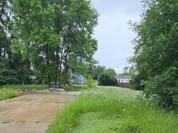 122 Wisconsin Ave SE, Staples, MN 56479