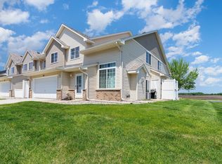 1111 Whisper St NW, New Prague, MN 56071
