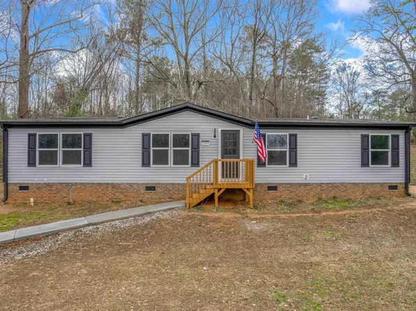1265 Old Switzer Rd, Woodruff, SC 29388