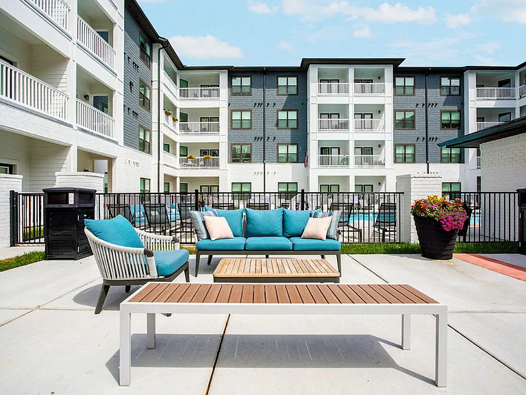 Outdoor Lounge