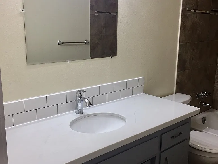 702 S Yakima Ave #3 — Photo 18