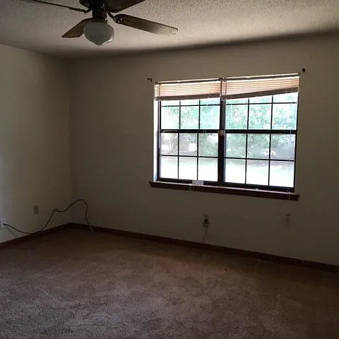 710 Little John Dr — Photo 20