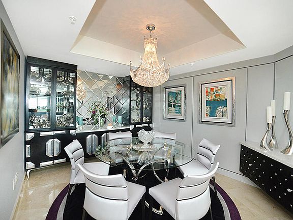 Home For Sale In Plaza At Oceanside