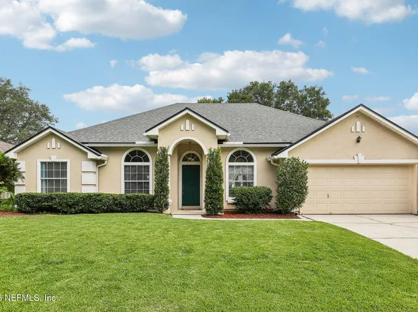 372 MAPLEWOOD Drive, St. Johns, FL 32259