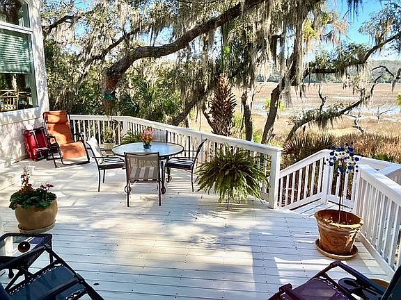 Back Deck, long view w/Marsh