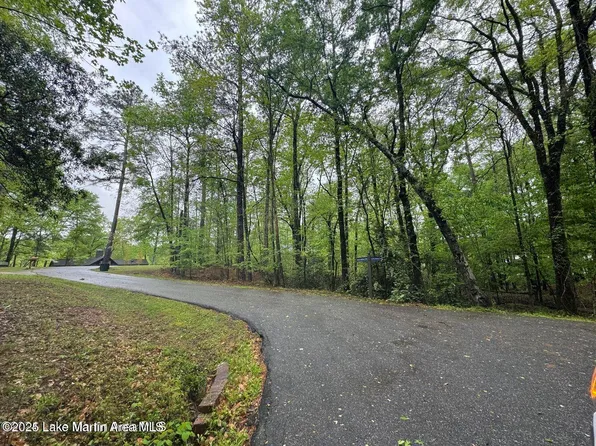 17 Turkey Trot, Dadeville, AL 36853