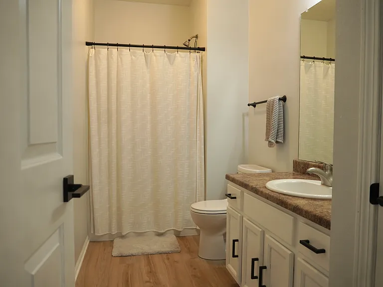 1805 SW White Birch Cir #13 — Photo 13