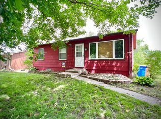 1815 Santee Trl, Brookings, SD 57006