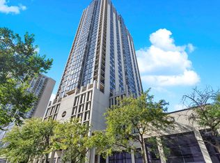 1122 N Clark St APT 3803, Chicago, IL 60610