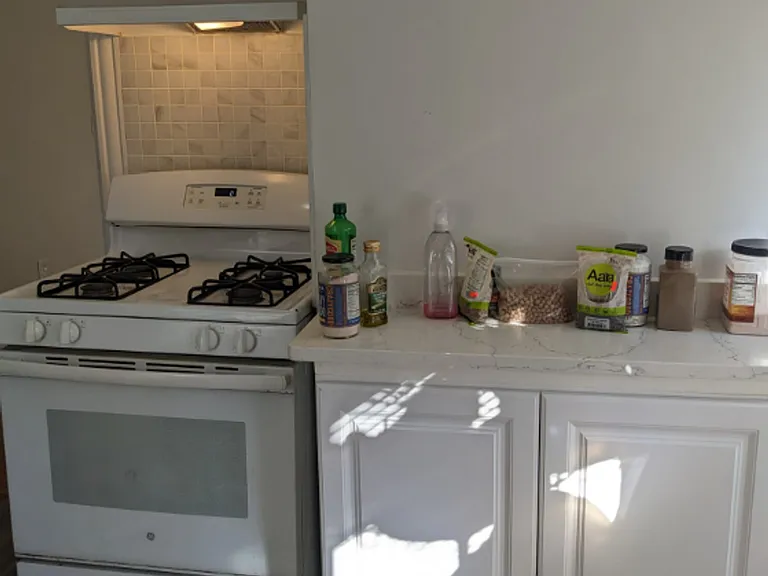18 Royal St #2 — Photo 4