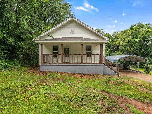 305 Glazner St, Easley, SC 29640