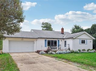 743 Kenbridge Dr, Highland Heights, OH 44143