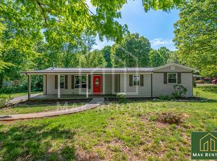 404 Dogwood Ln, Statesville, NC 28625