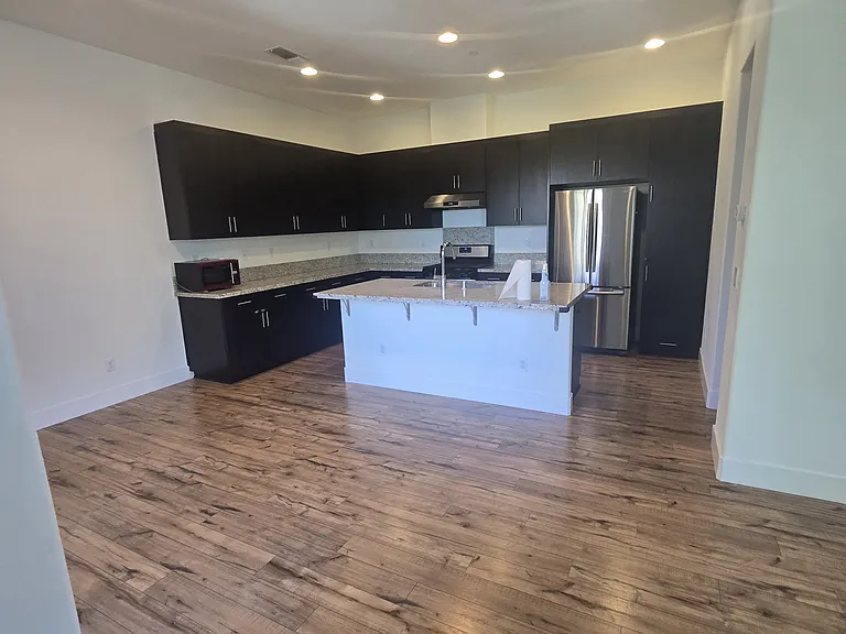 1919 Cadence Ln — Photo 6