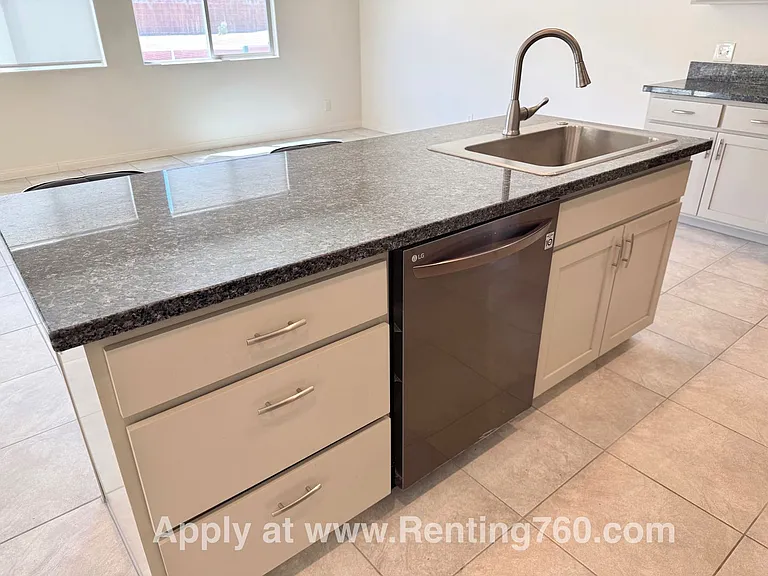 56923 Ivanhoe Dr — Photo 10