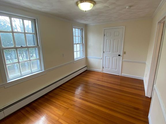 5th image of 324-326 Newman Ave