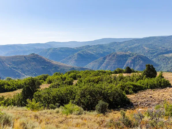 3344 N Oak Canyon Rd, Huntsville, UT 84317